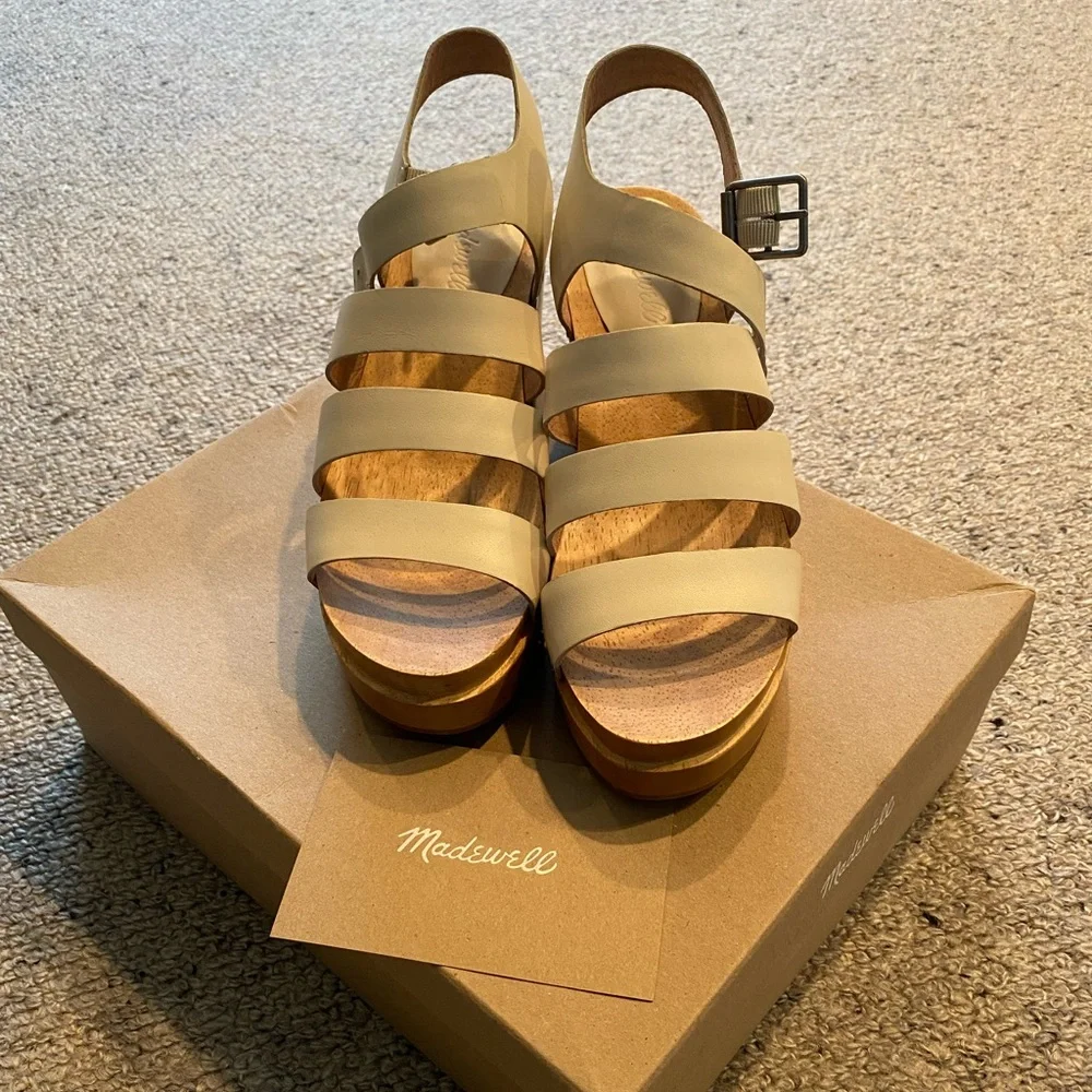 NWT Madewell The Sigrid Strappy Clog Sandal - Genuine Leather - Size 8.5